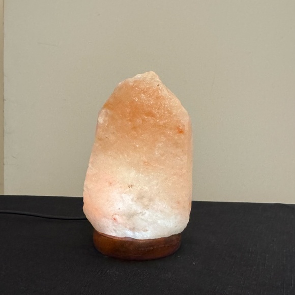 Color Changing Himalayan Salt Lamp - Salt Lamp Nightlight - Salt Lamp for Desk - Picture 1 of 9